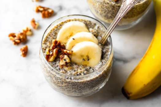 Banana Chia Pudding Recipe (Easy, Vegan & Naturally Sweetened) 4 Banana chia pudding topped with granola, berries, and almond butter